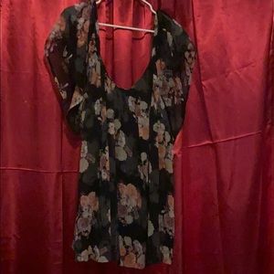 On or off shoulders top by torrid size 4 like new